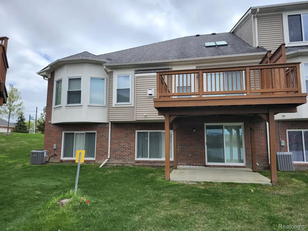 14817 Kings Mill Drive Shelby Charter Township MI 48315