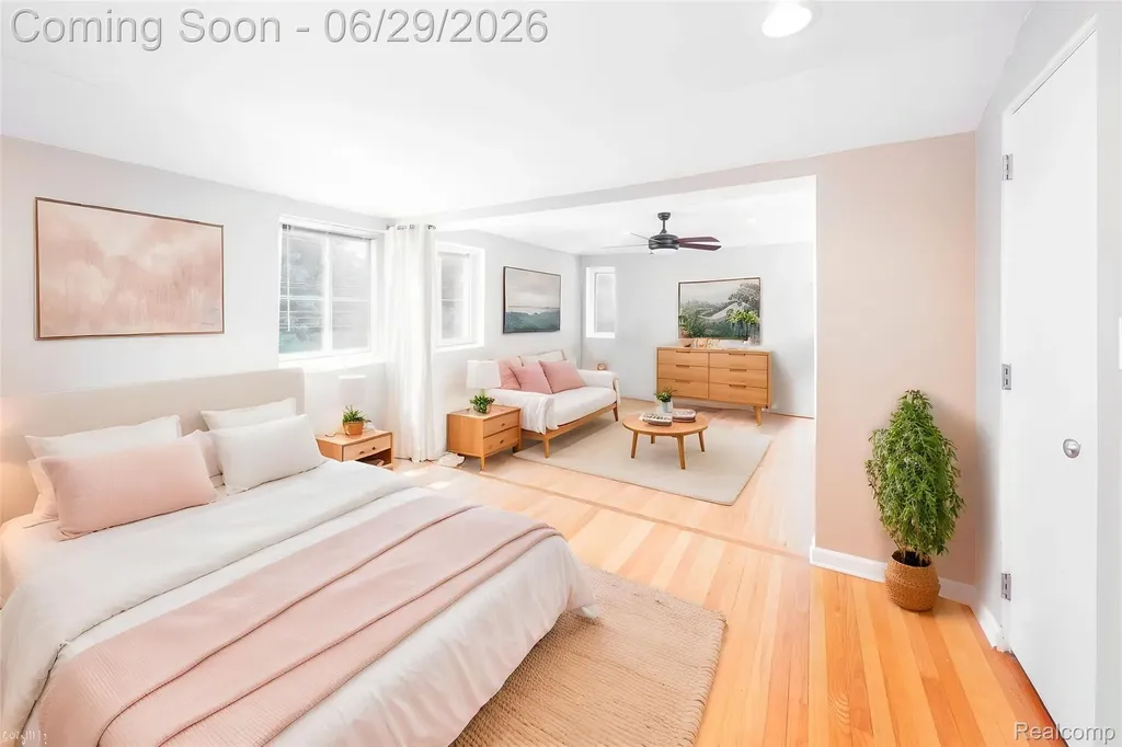 622 Sunningdale Drive Grosse Pointe Woods City MI 48236