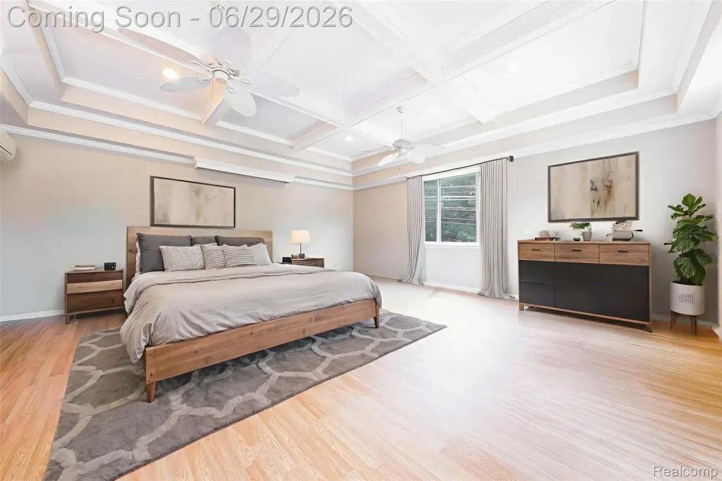 622 Sunningdale Drive Grosse Pointe Woods City MI 48236