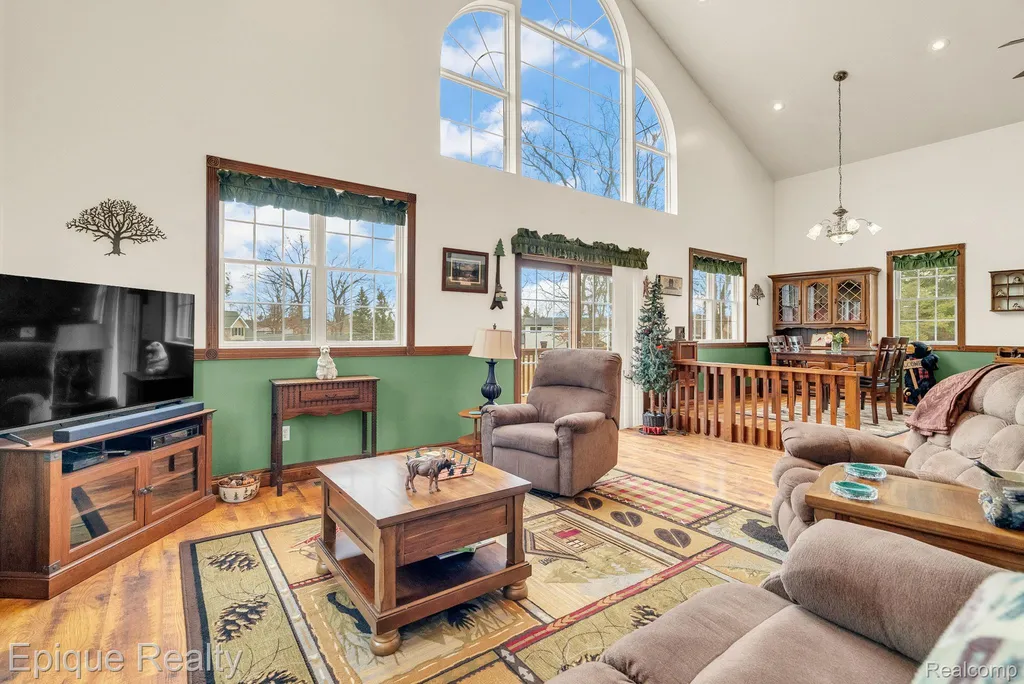 3247 Comanche Trail Mills Township MI 48661