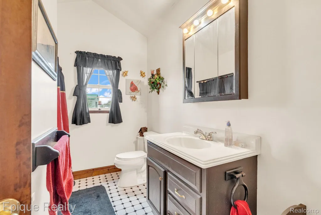 3247 Comanche Trail Mills Township MI 48661