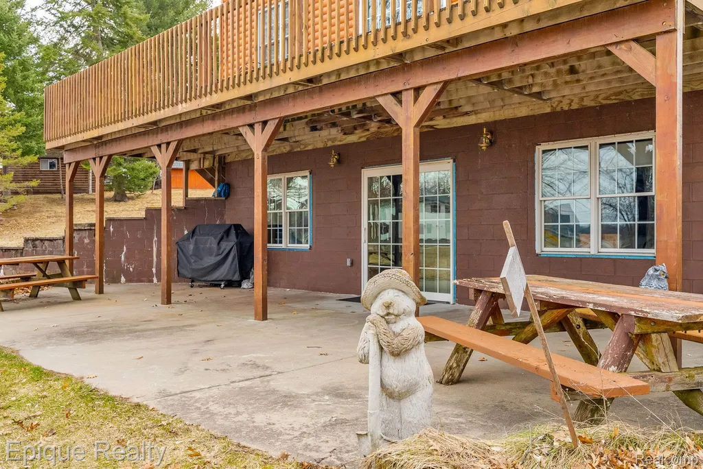 3247 Comanche Trail Mills Township MI 48661