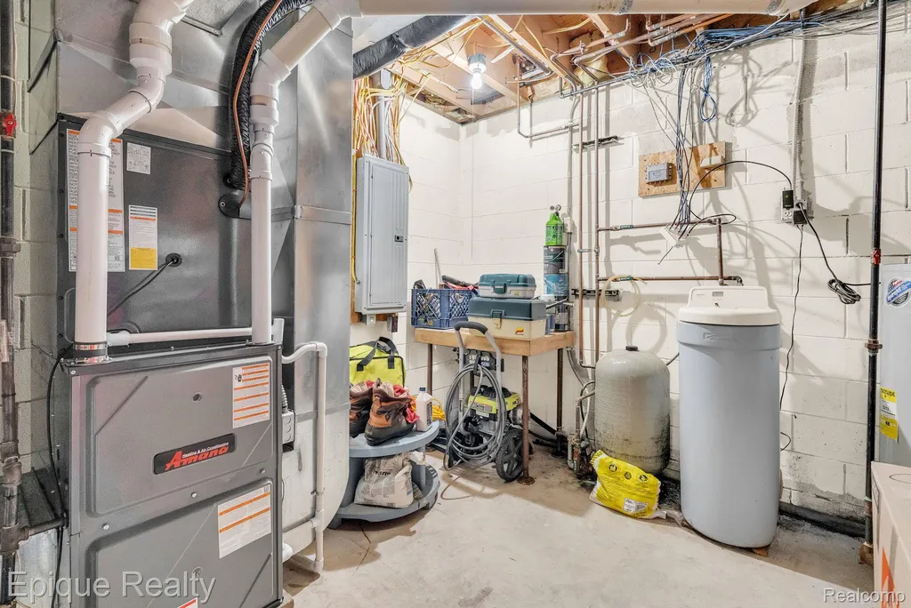 3247 Comanche Trail Mills Township MI 48661