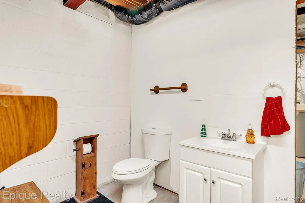 3247 Comanche Trail Mills Township MI 48661