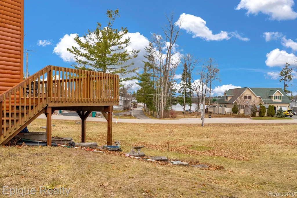 3247 Comanche Trail Mills Township MI 48661