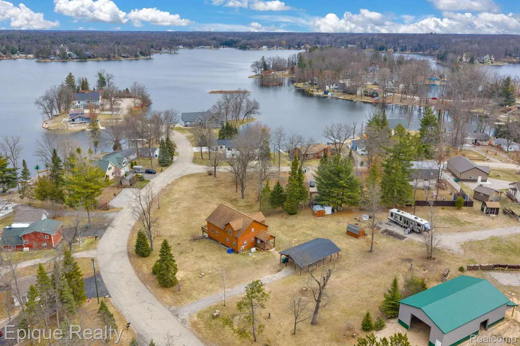 3247 Comanche Trail Mills Township MI 48661