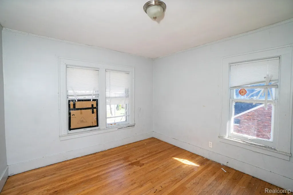 16155 Trinity Street Detroit City MI 48219