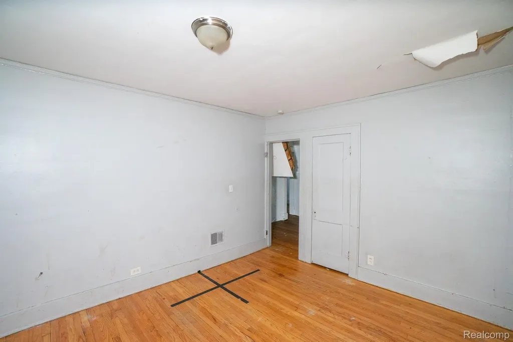 16155 Trinity Street Detroit City MI 48219
