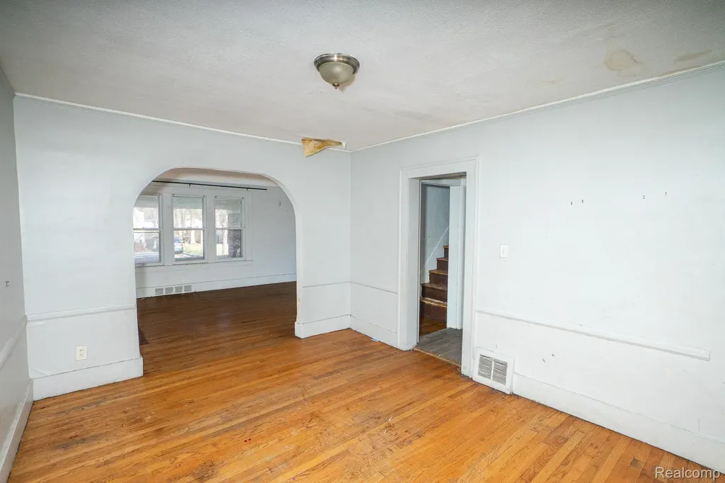16155 Trinity Street Detroit City MI 48219