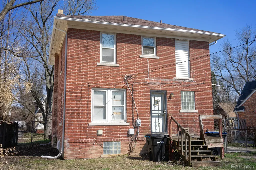 16155 Trinity Street Detroit City MI 48219