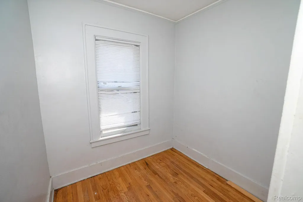 16155 Trinity Street Detroit City MI 48219