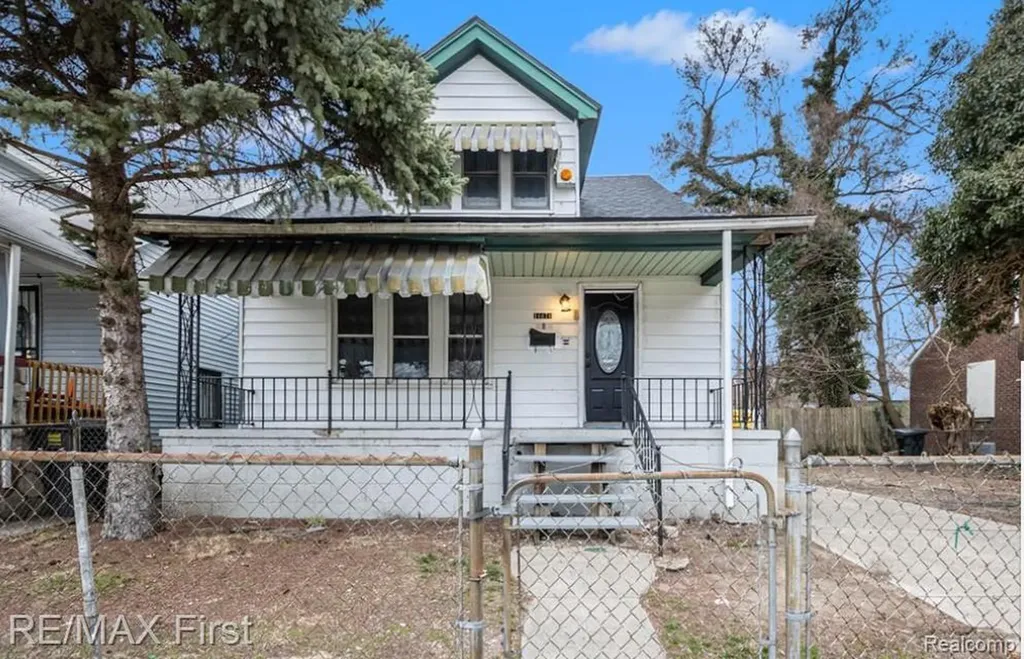 16676 Tuller Street Detroit City MI 48221