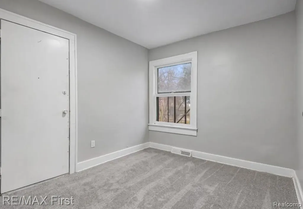 16676 Tuller Street Detroit City MI 48221