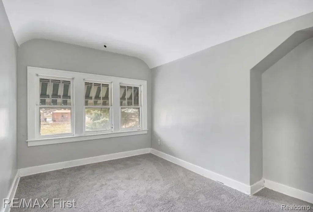 16676 Tuller Street Detroit City MI 48221