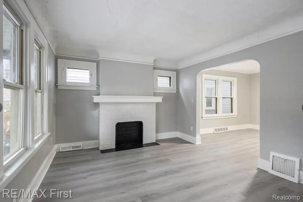 16676 Tuller Street Detroit City MI 48221