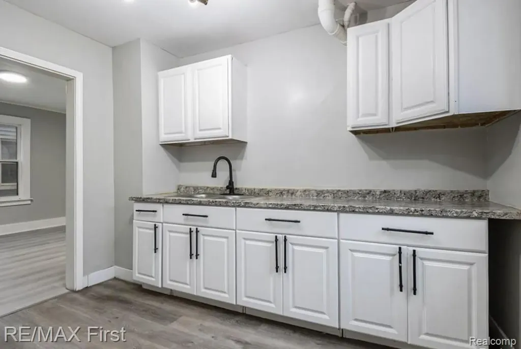 16676 Tuller Street Detroit City MI 48221
