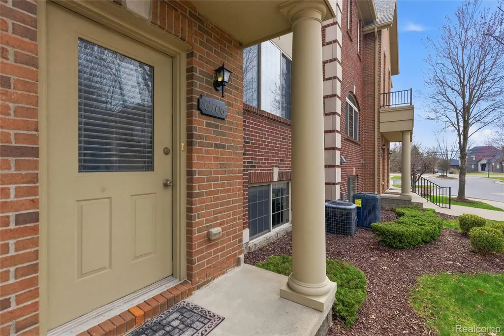 53106 Celtic Drive Shelby Charter Township MI 48315