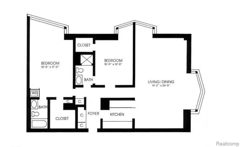 8200 E Jefferson Detroit City MI 48214