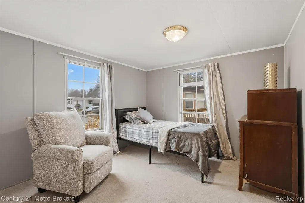 3009 Bay View Drive Fenton City MI 48430