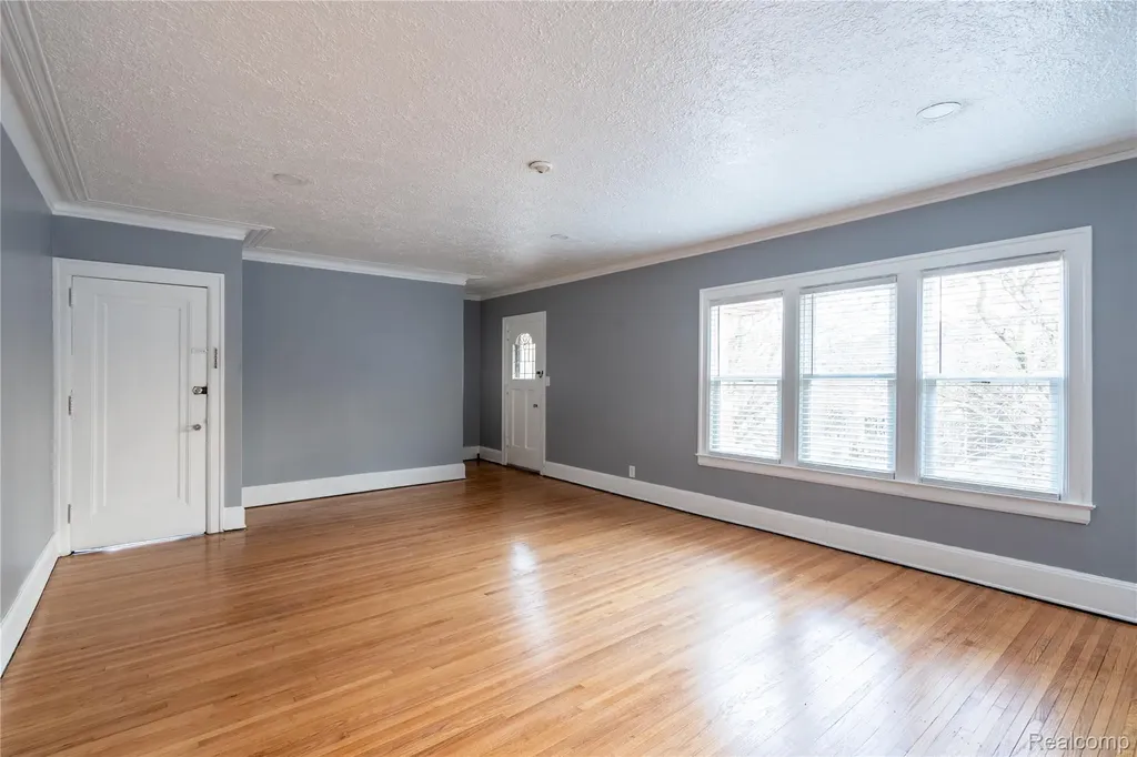 2696 Webb Street Detroit City MI 48206