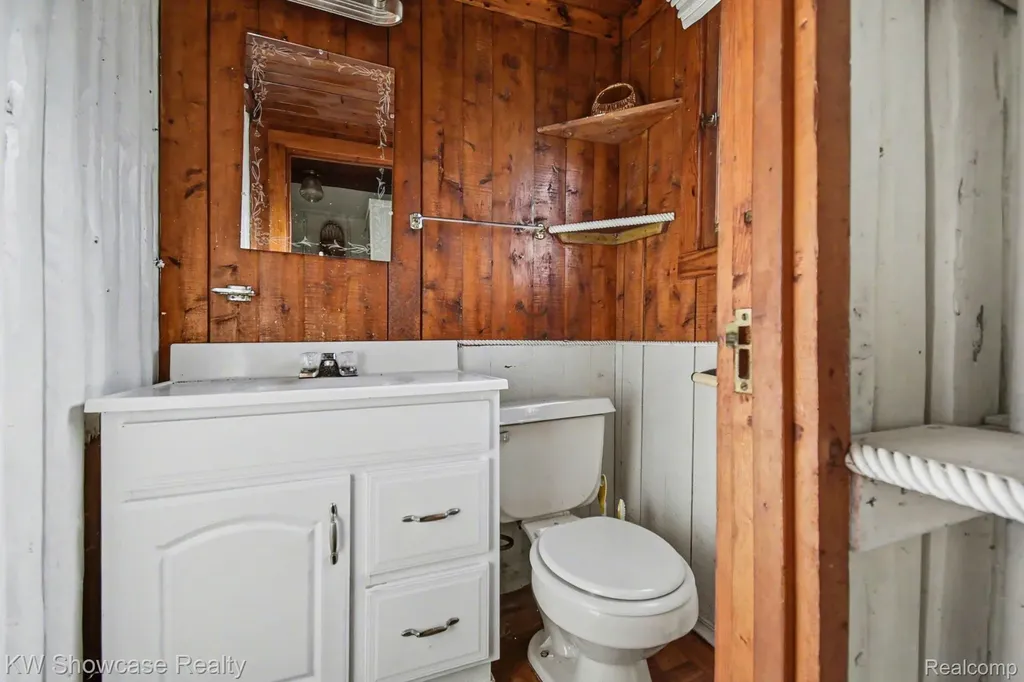 5872 Mount Maria Road Caledonia Township MI 49747