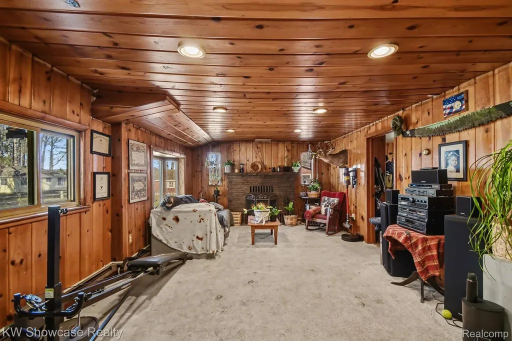 5872 Mount Maria Road Caledonia Township MI 49747