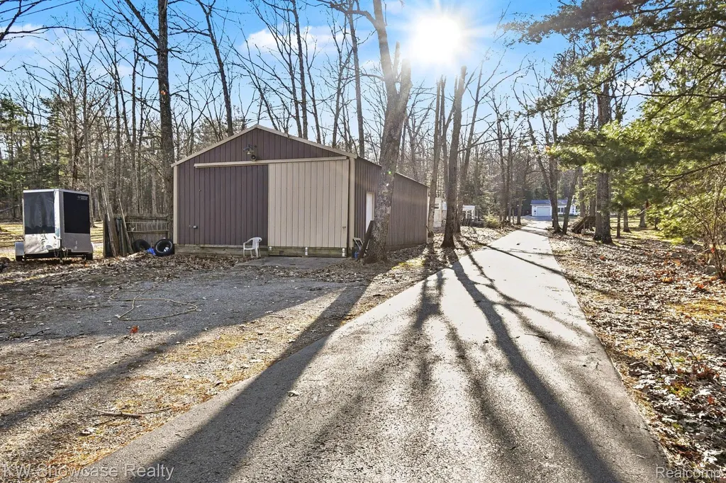 5872 Mount Maria Road Caledonia Township MI 49747