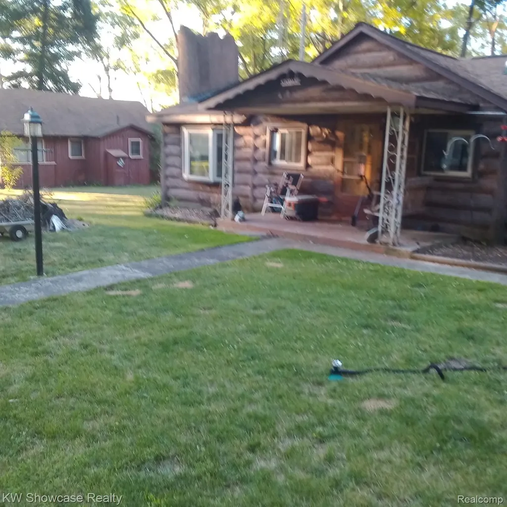 5872 Mount Maria Road Caledonia Township MI 49747