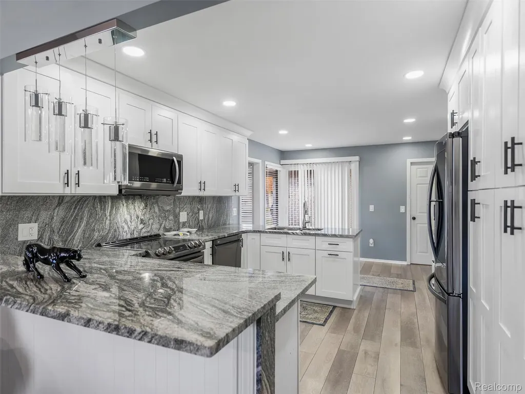 43043 W Kirkwood Drive Clinton Charter Township MI 48038