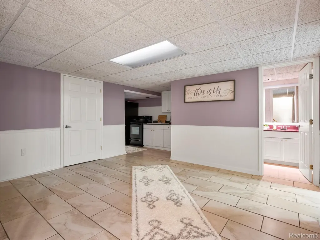43043 W Kirkwood Drive Clinton Charter Township MI 48038