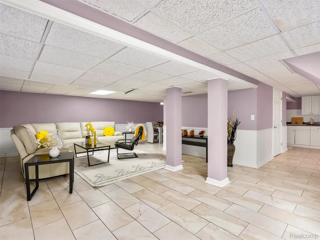 43043 W Kirkwood Drive Clinton Charter Township MI 48038