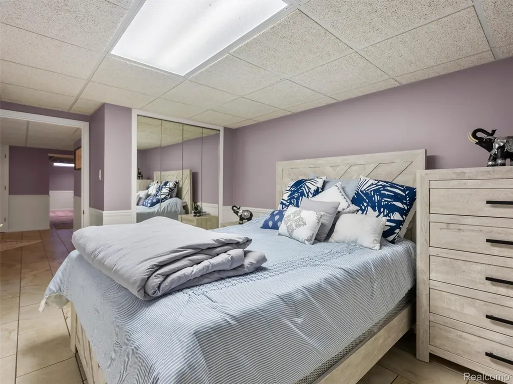 43043 W Kirkwood Drive Clinton Charter Township MI 48038