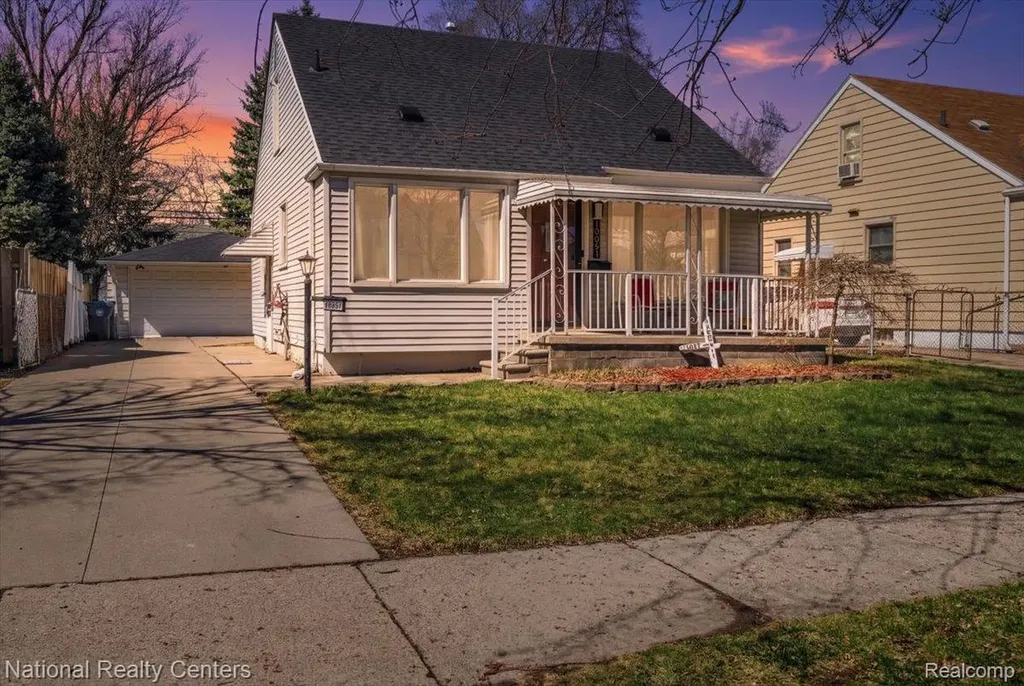 18051 Reed Street Melvindale City MI 48122