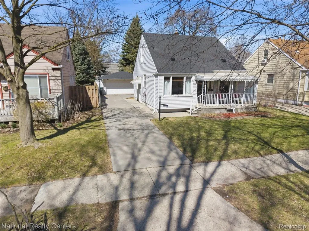 18051 Reed Street Melvindale City MI 48122