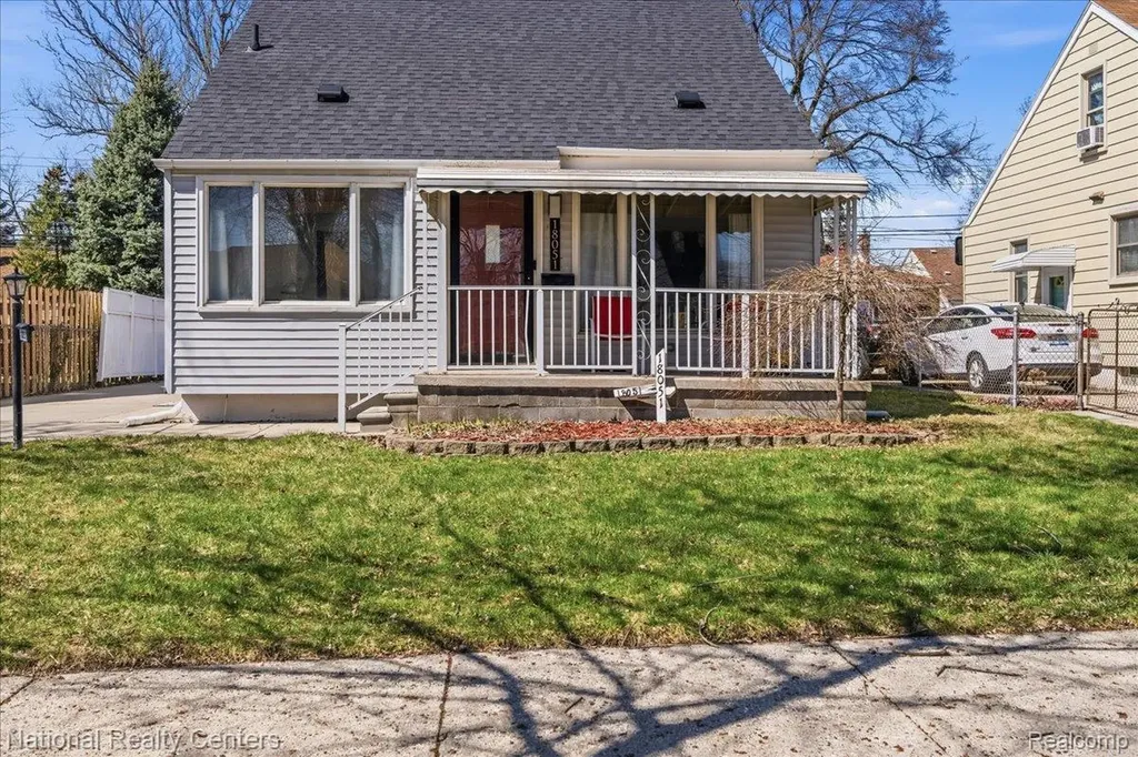 18051 Reed Street Melvindale City MI 48122