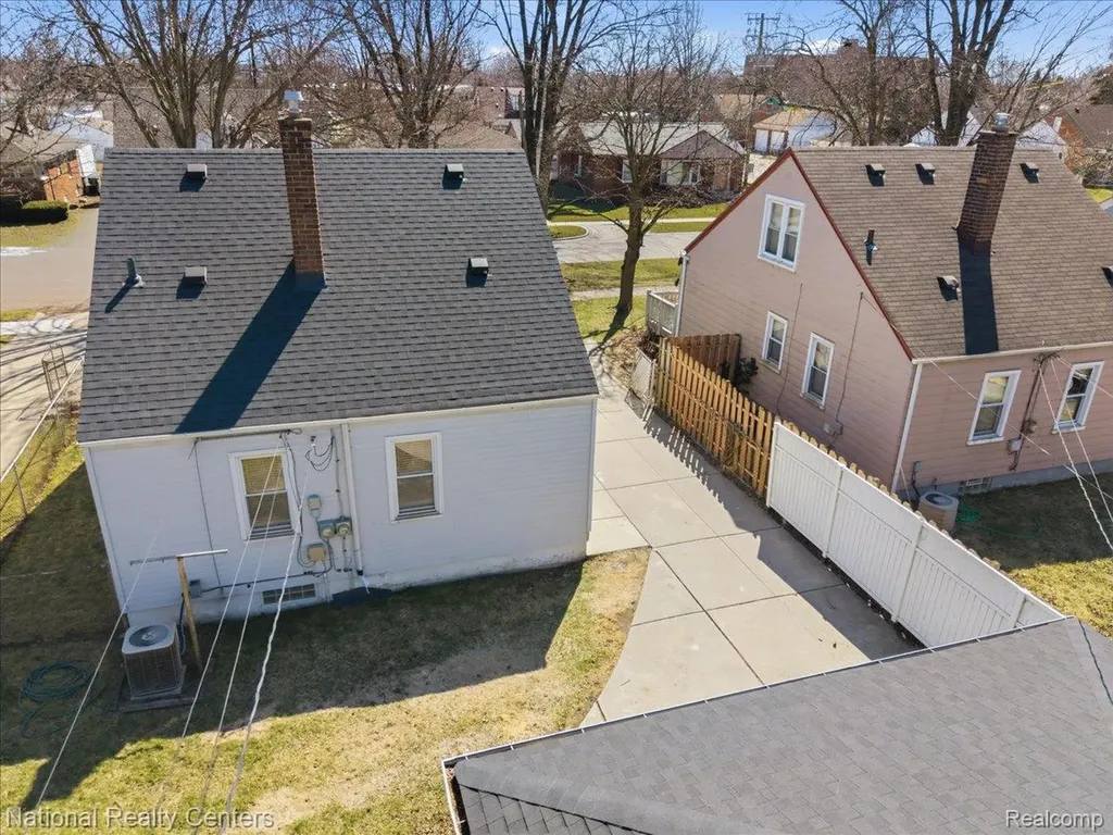 18051 Reed Street Melvindale City MI 48122