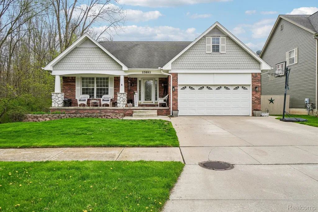 23882 Monroe Street Armada Village MI 48005