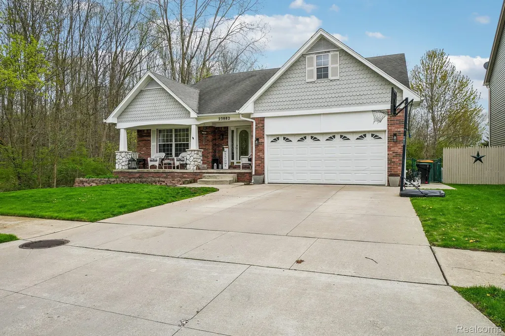 23882 Monroe Street Armada Village MI 48005