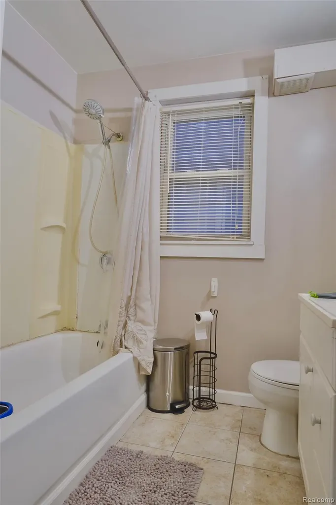 54 Abbott Street River Rouge City MI 48218