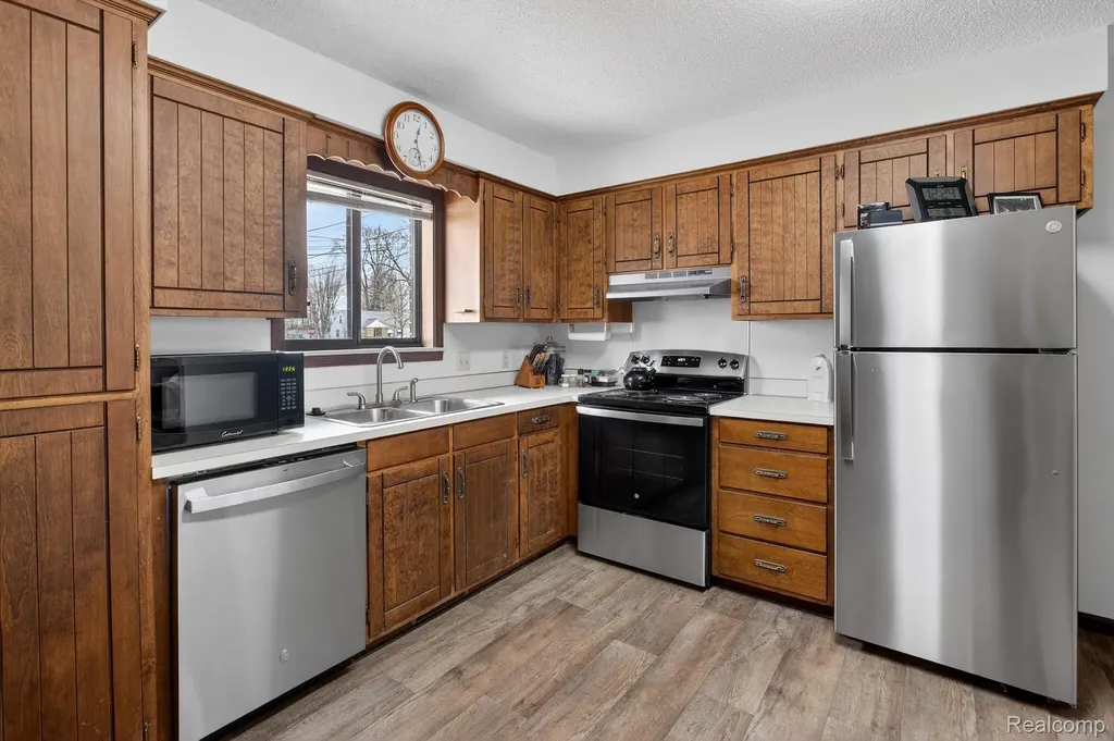 225 Charles Street St. Charles Township MI 48655