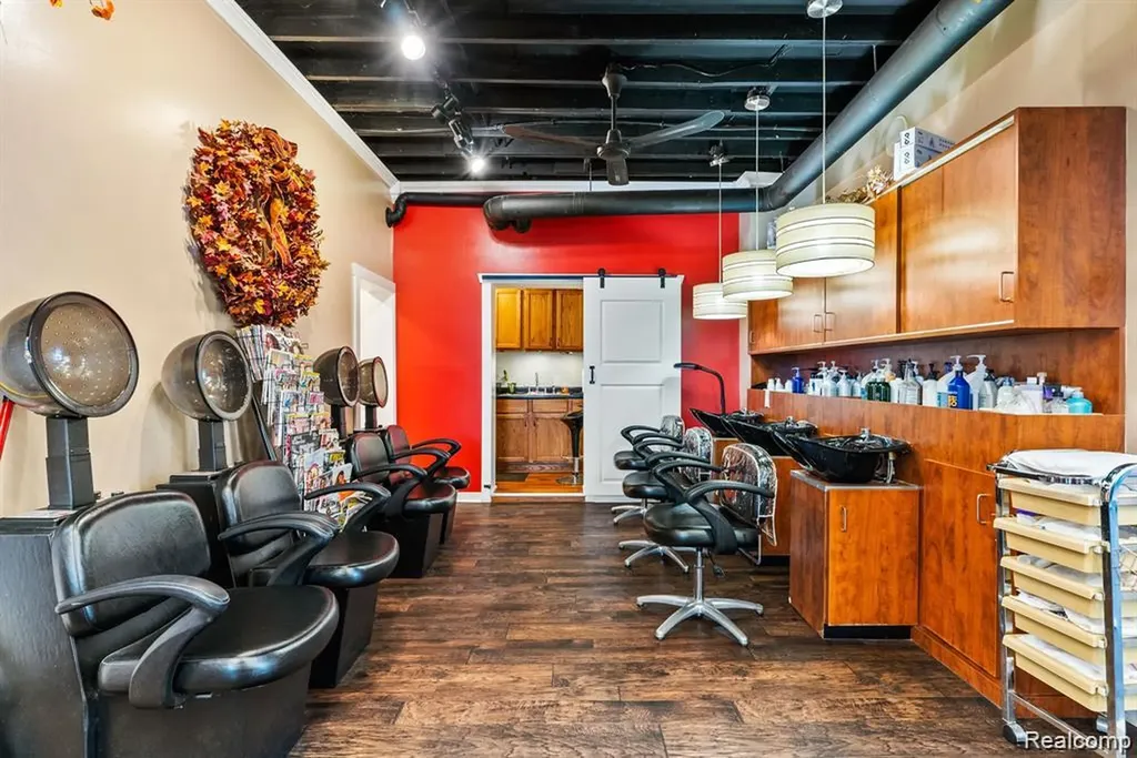 6197 Dixie Highway Bridgeport Charter Township MI 48722