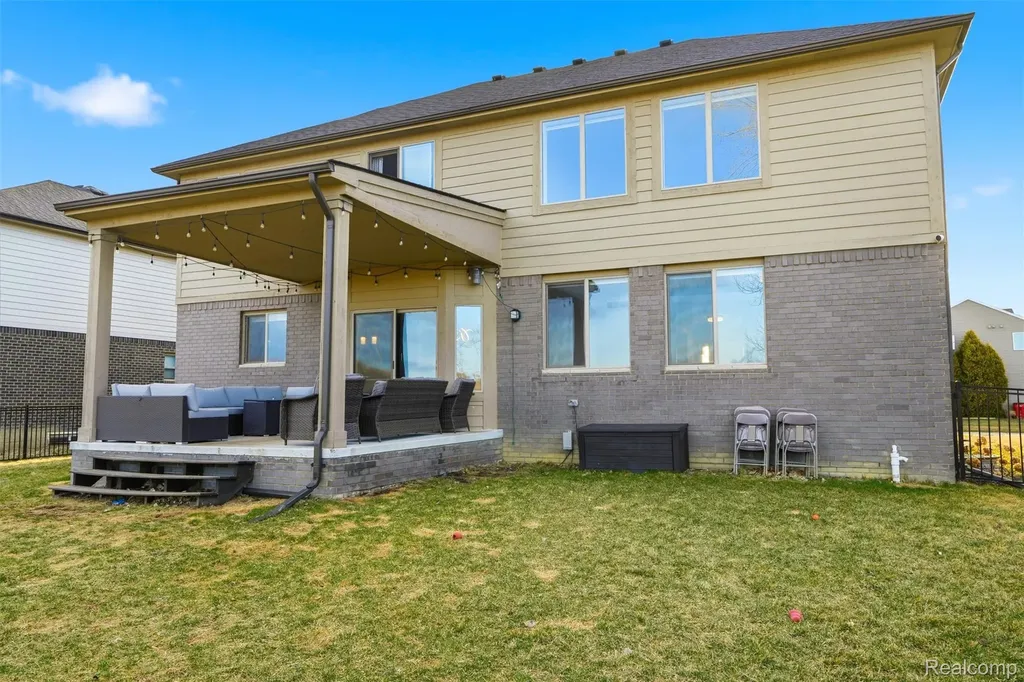 56496 Leeds Lane Macomb Township MI 48042