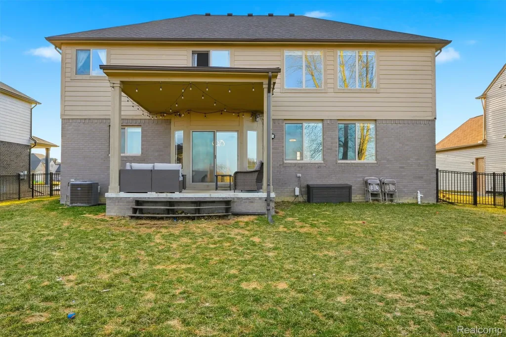 56496 Leeds Lane Macomb Township MI 48042