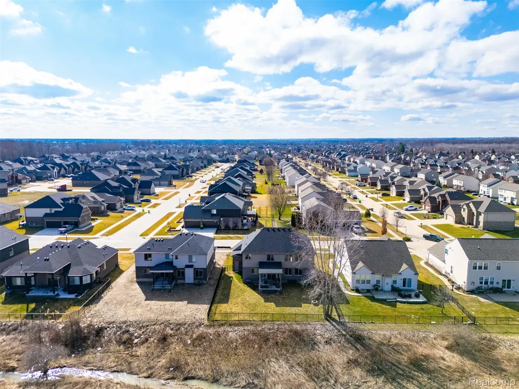 56496 Leeds Lane Macomb Township MI 48042