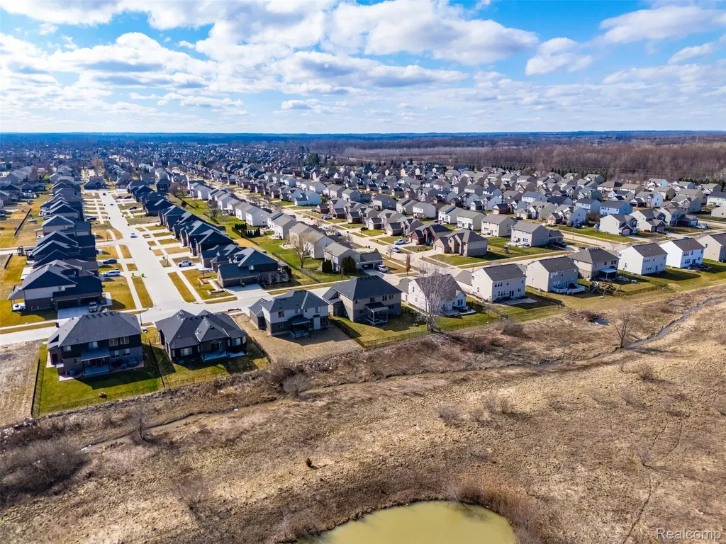 56496 Leeds Lane Macomb Township MI 48042