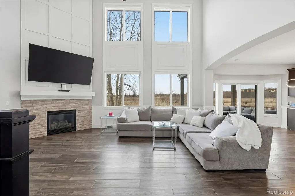 56496 Leeds Lane Macomb Township MI 48042