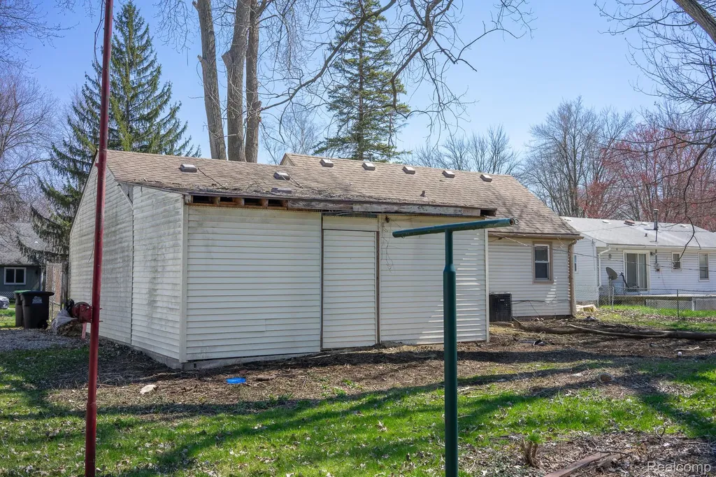 14088 Fellrath Street Taylor City MI 48180