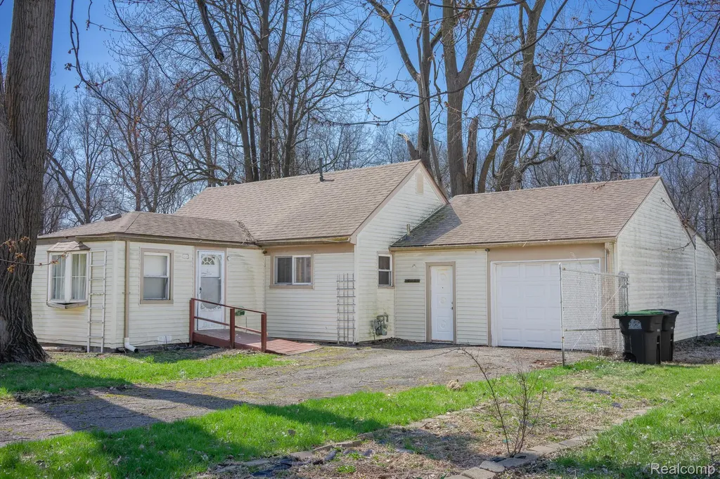 14088 Fellrath Street Taylor City MI 48180