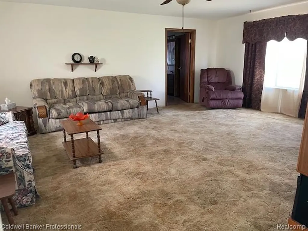 5447 Rensselear Elba Township MI 48446