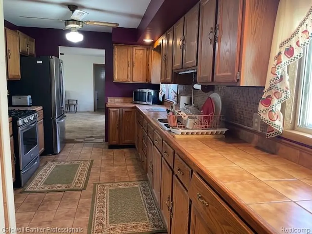 5447 Rensselear Elba Township MI 48446